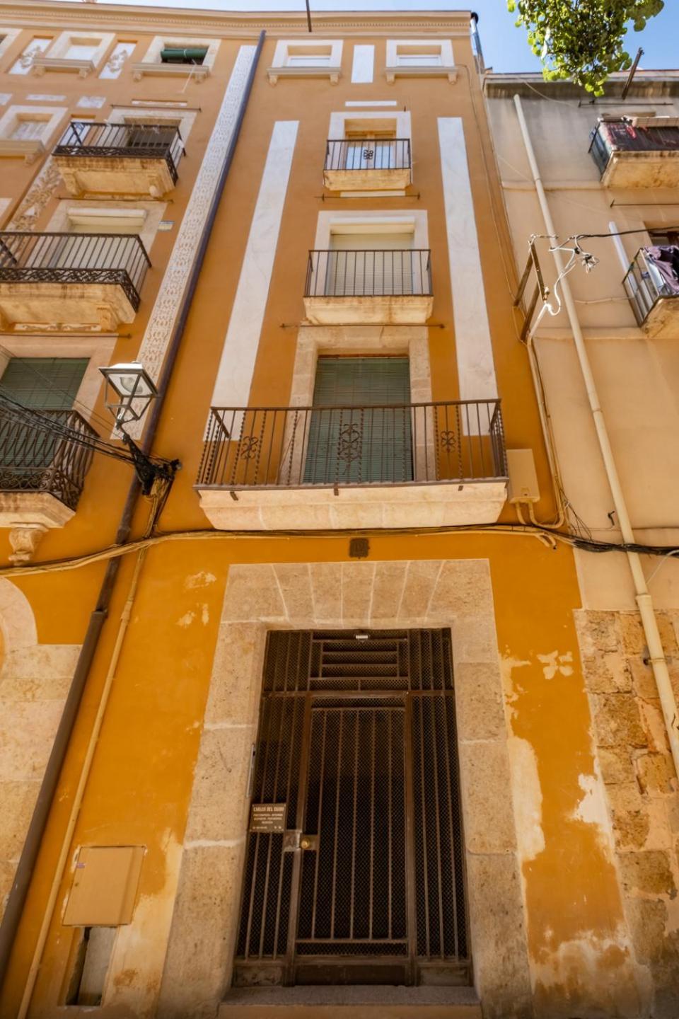 Apartamento En El Corazon De Tarragona. Planta Baja Con Patio. 외부 사진
