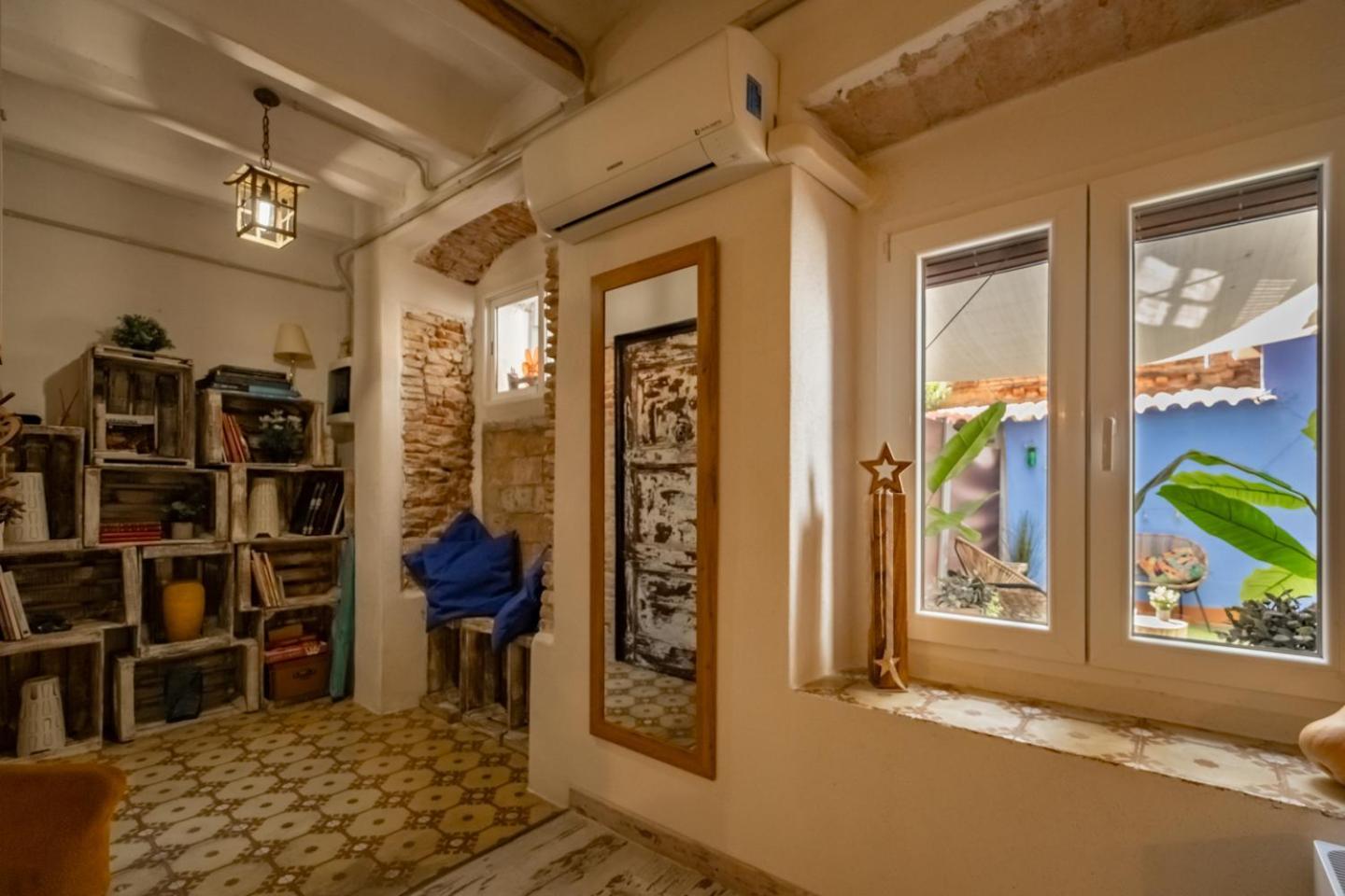 Apartamento En El Corazon De Tarragona. Planta Baja Con Patio. 외부 사진