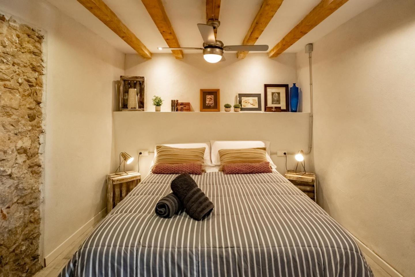 Apartamento En El Corazon De Tarragona. Planta Baja Con Patio. 외부 사진