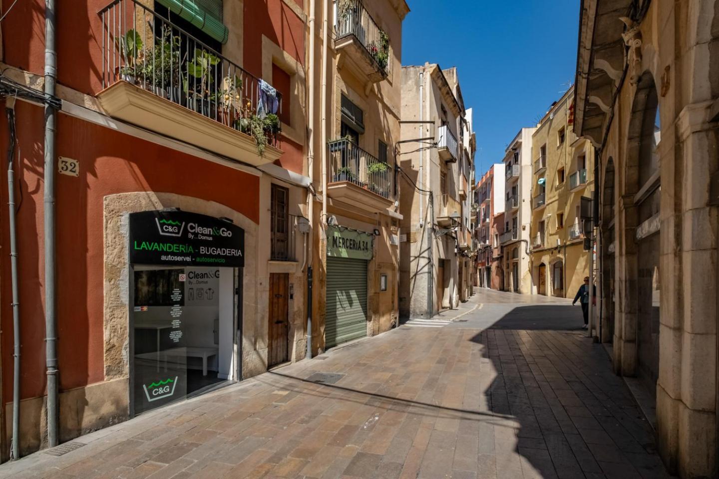 Apartamento En El Corazon De Tarragona. Planta Baja Con Patio. 외부 사진