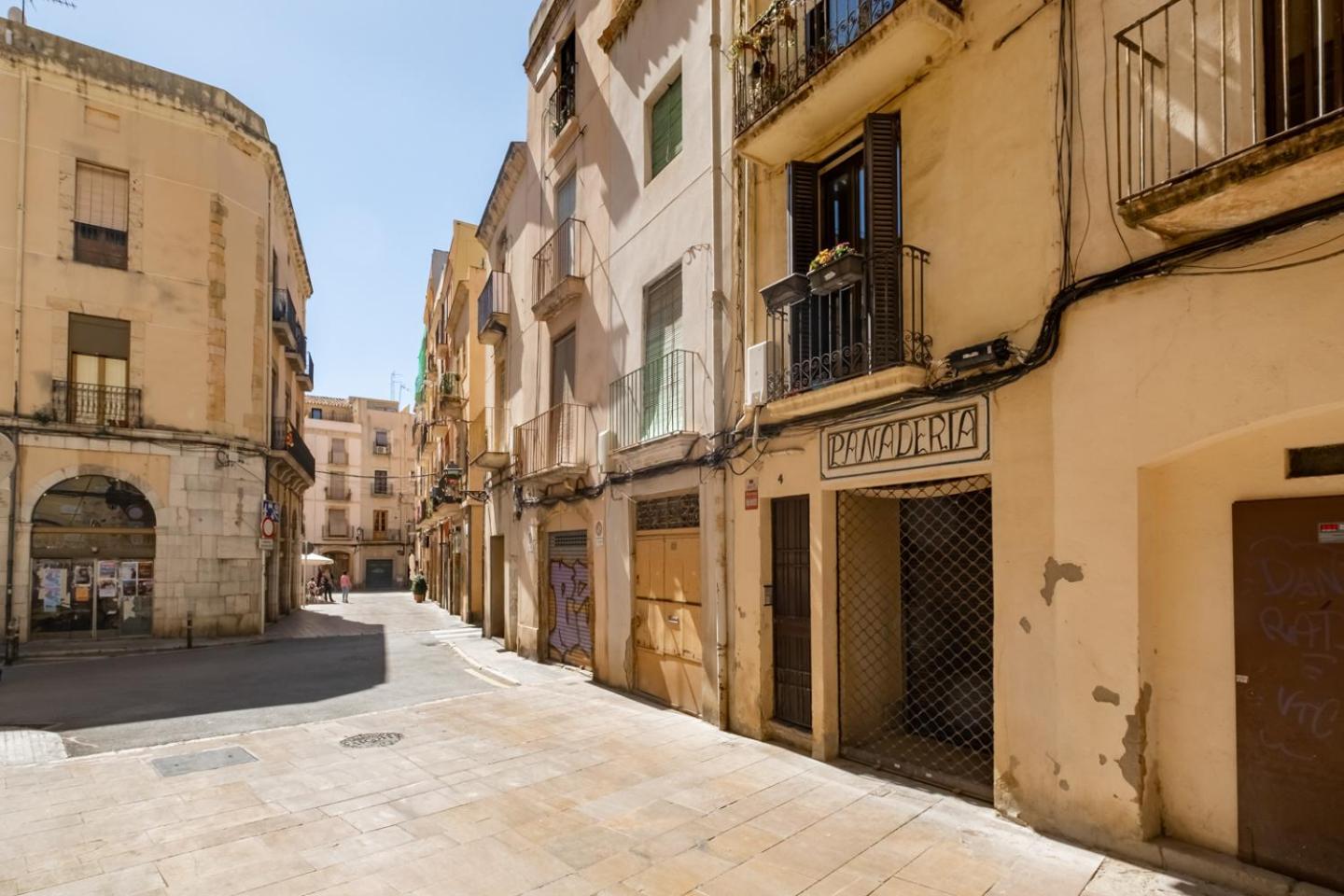 Apartamento En El Corazon De Tarragona. Planta Baja Con Patio. 외부 사진