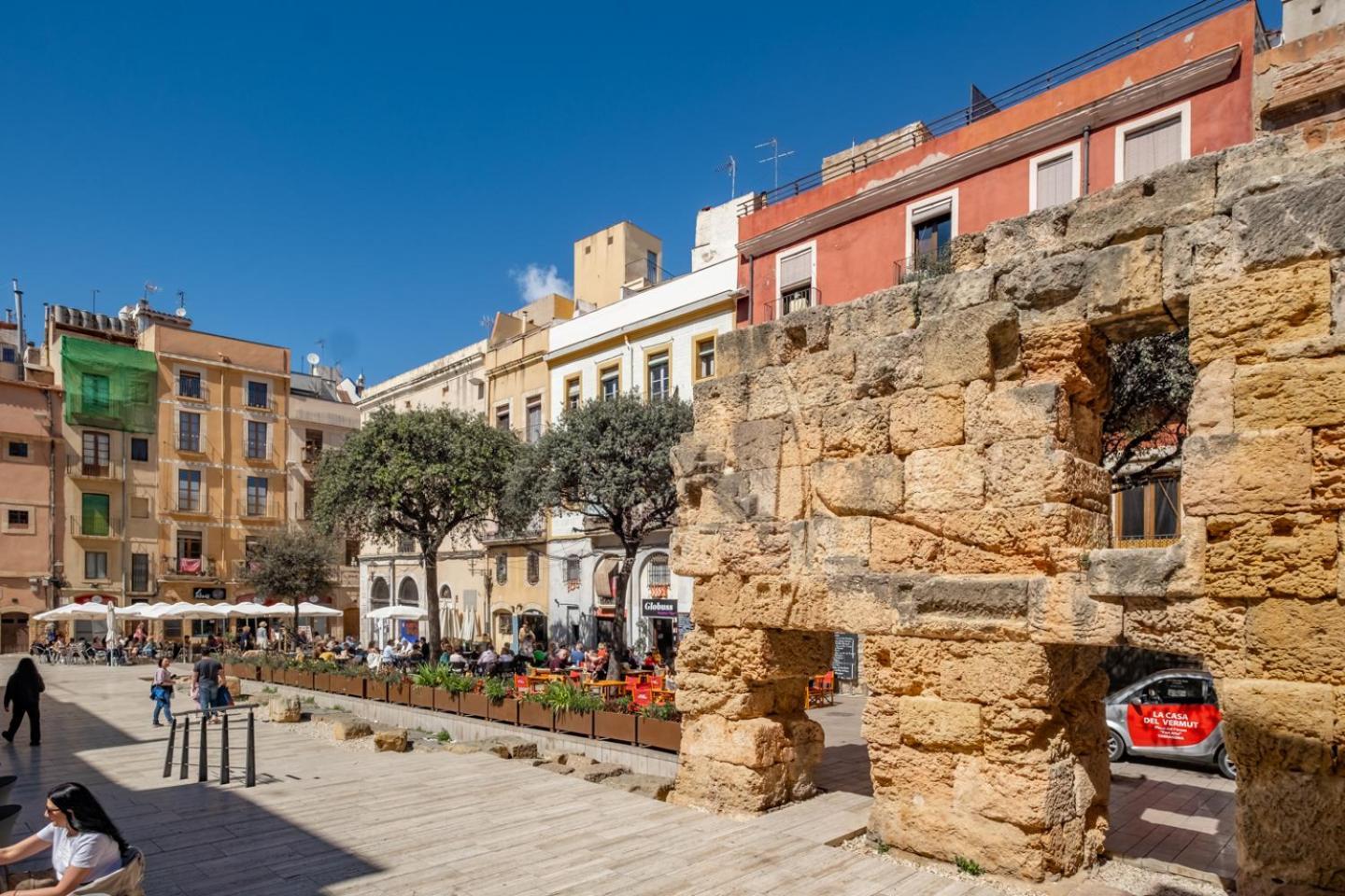 Apartamento En El Corazon De Tarragona. Planta Baja Con Patio. 외부 사진