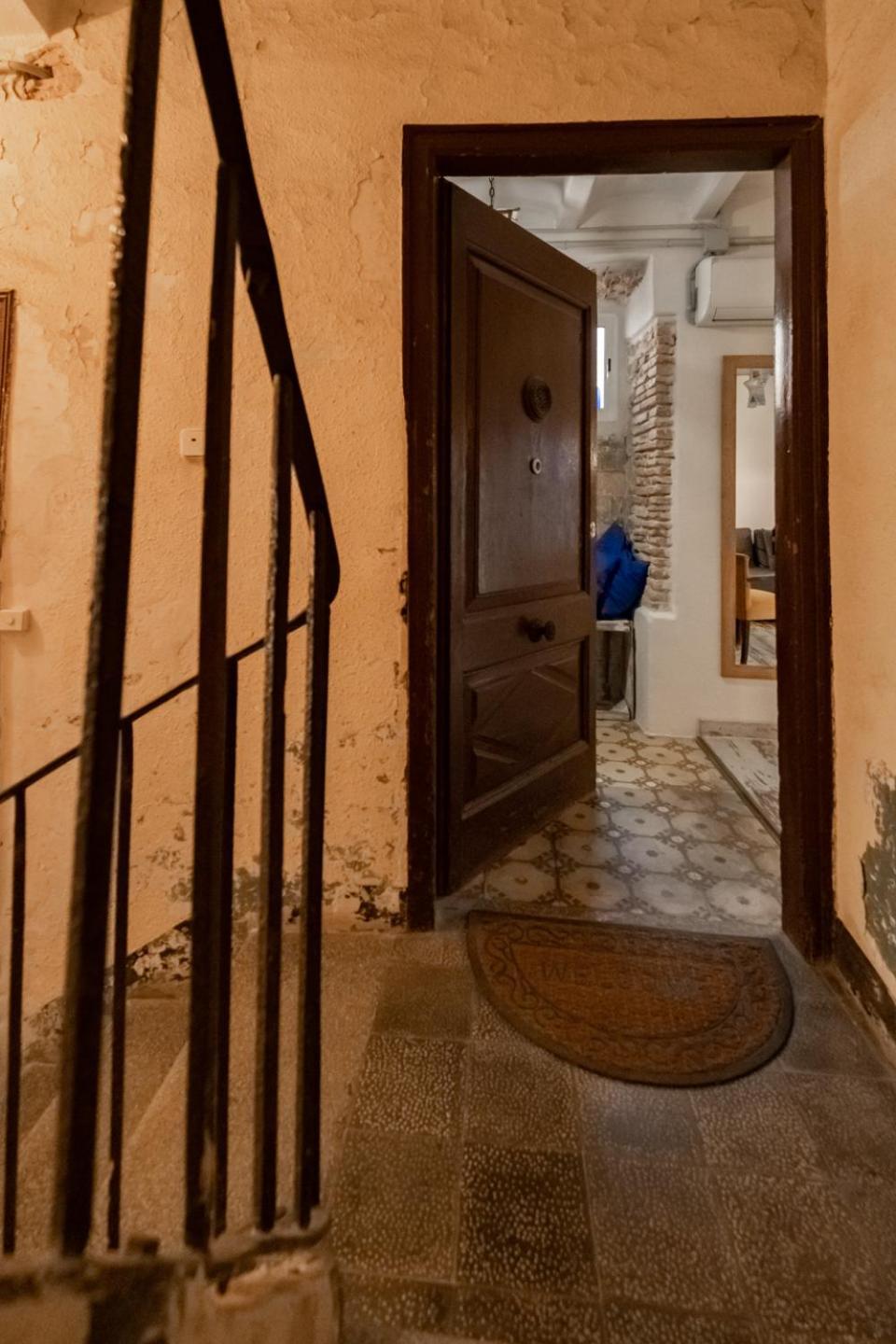 Apartamento En El Corazon De Tarragona. Planta Baja Con Patio. 외부 사진